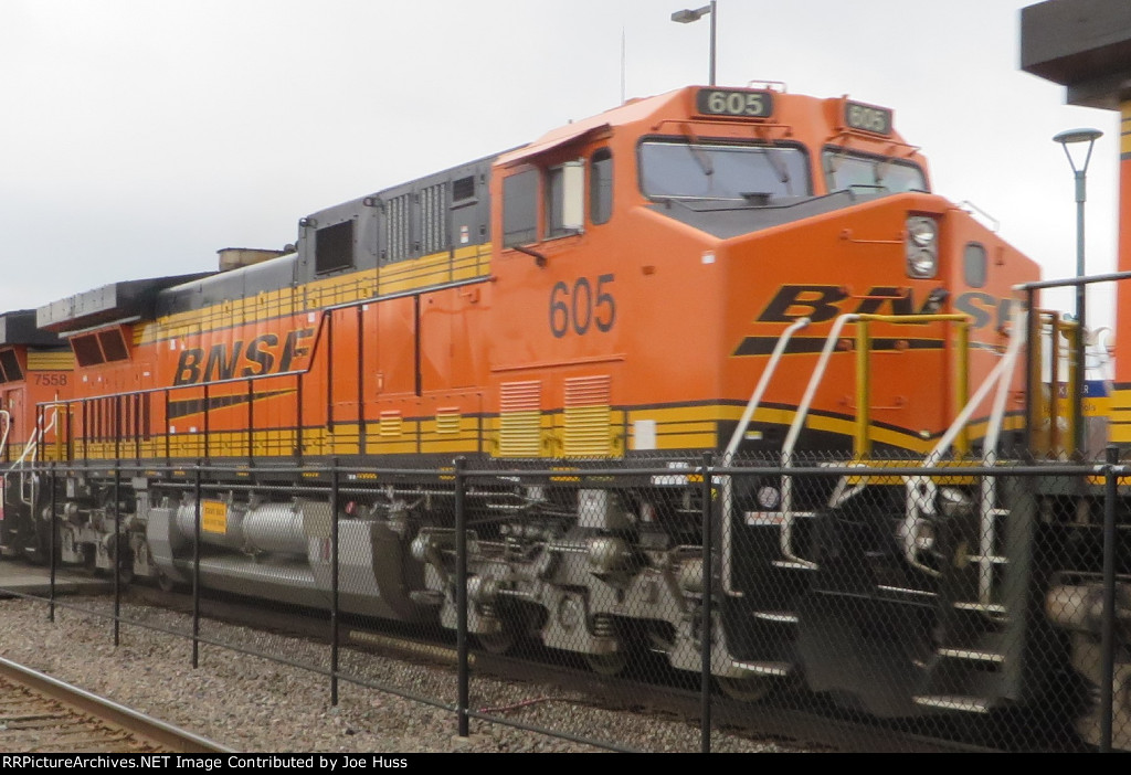 BNSF 605